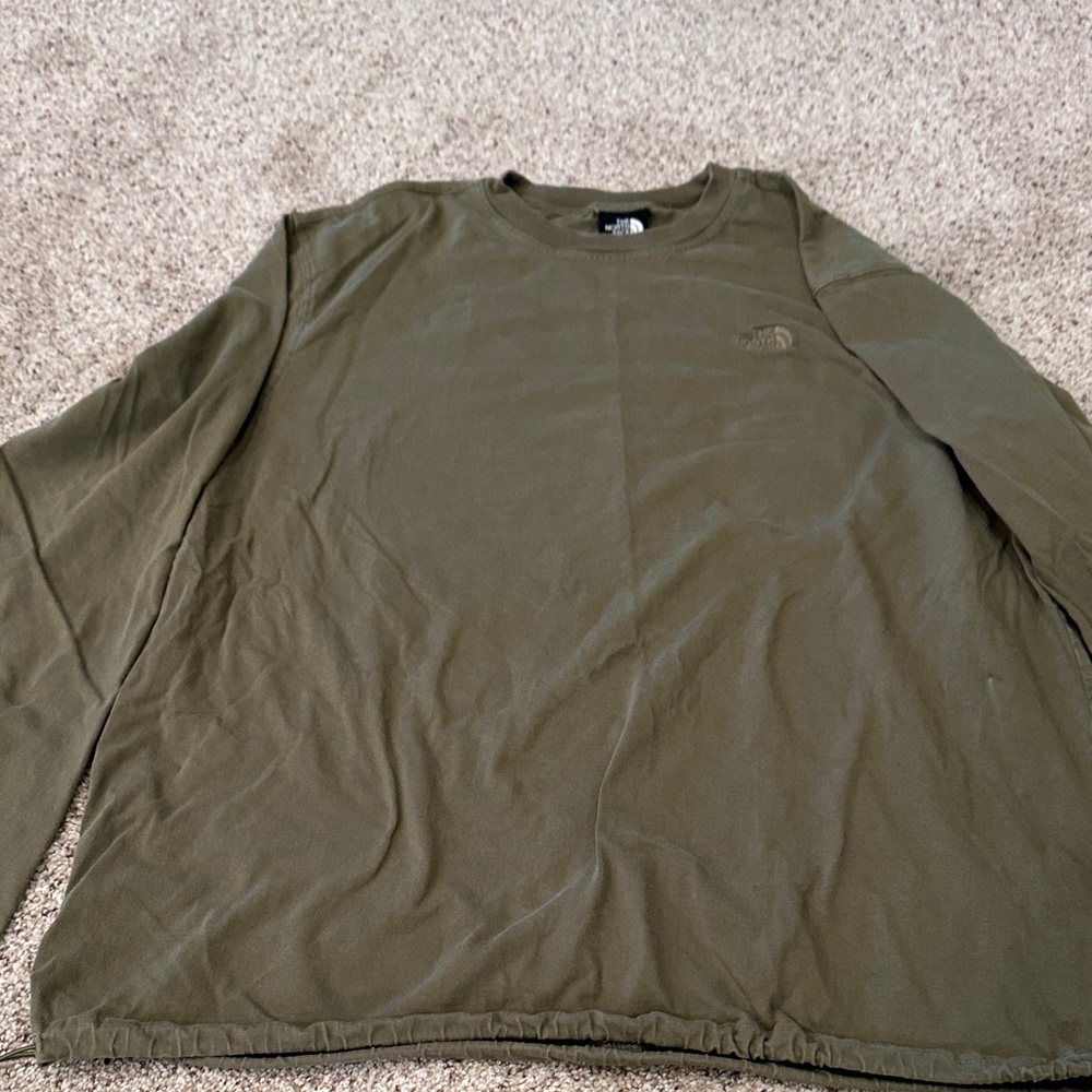 The North Face Men's olive Green Long Sleeve Tee
